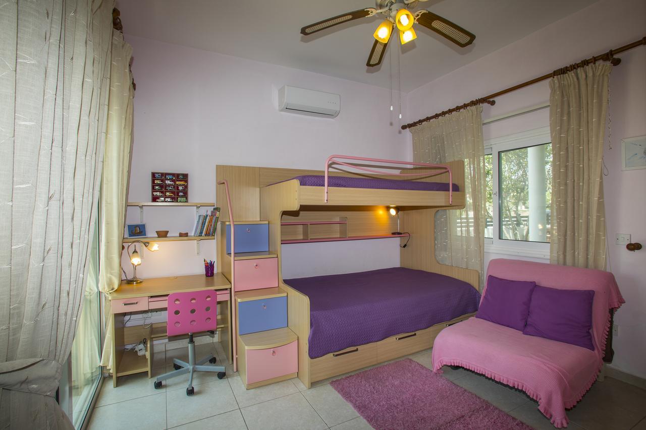 Villa Elias Ayia Napa Exterior photo